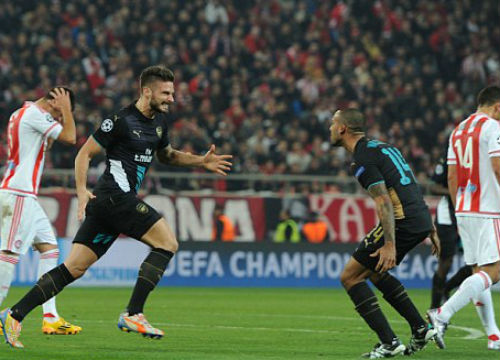 Olympiakos - Arsenal(lượt cuối bảng F Champions League): Cán bộ công nhân viên nhà máy nhựa Thuận Thành thức đêm cổ vũ Arsenal